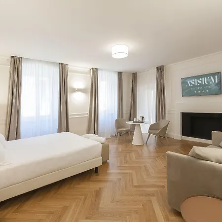Asisium Boutique Hotell 4*