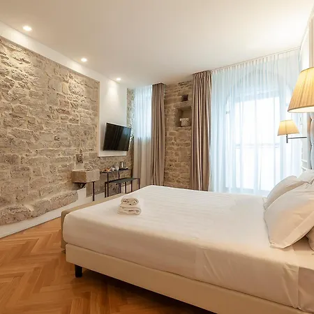 Asisium Boutique Отель 4*
