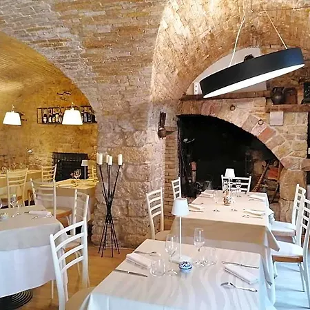 Asisium Boutique 4* אסיסי